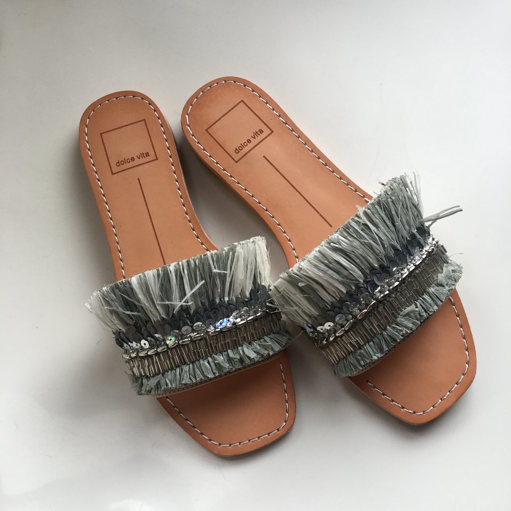 NWT Dolce Vita Cadiz Fringe Slides Size 6